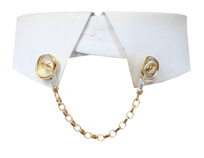 Awakened Eye Collar Pins by Louise Androlia and Jessica de Lotz. Click to read more!