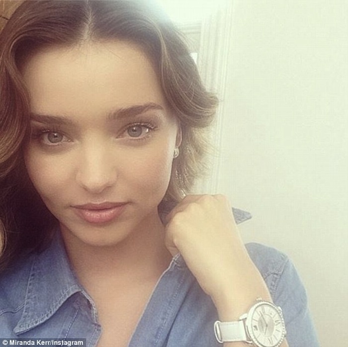 Miranda Kerr posts a selfie with her new diamond encrusted watch. Read more at Thenuminous.net!