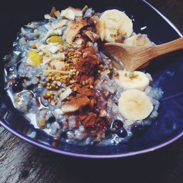 Healing Blueberry Ginger Oatmeal by Breakfast Criminals featured on TheNuminous.net
