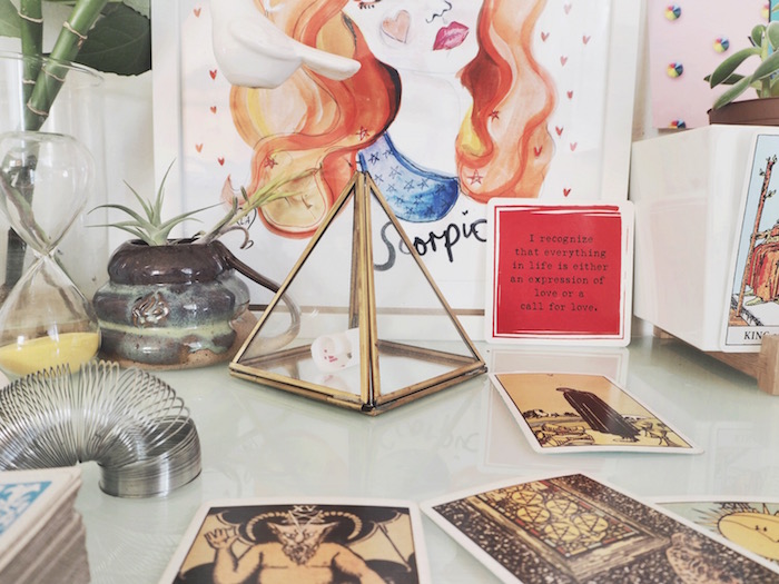 Numinous Tarotscopes writer Louise Androlia's altar featured on The Numinous how to design an altar