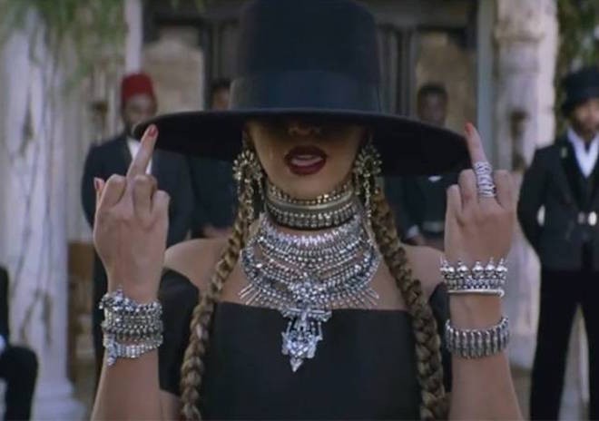 beyonce giving the finger flipping the bird the numinous