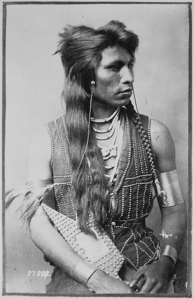 5 Genders The Story Of The Native American Two Spirits The Numinous